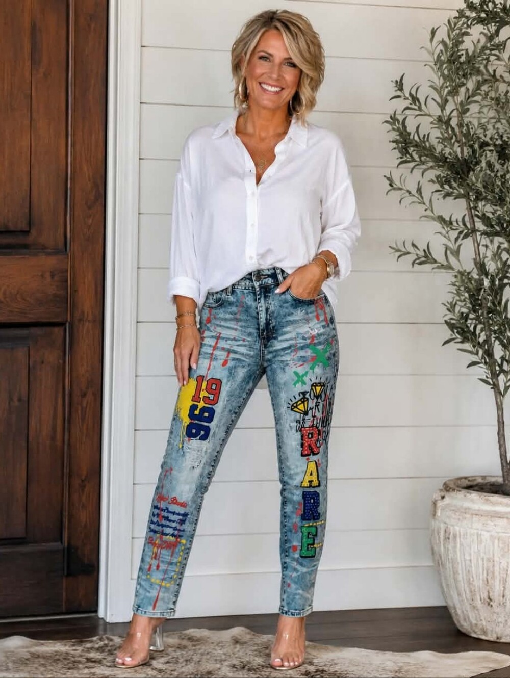 Unisex Light Wash Graphic Paint-Splatter Jeans - Blue